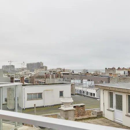 Lecomte - Beachside Escape 111 * Oostende