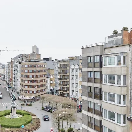 Lecomte - Beachside Escape 111 *